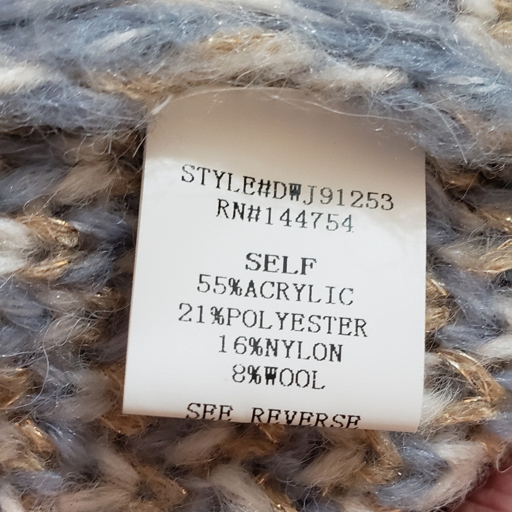 NWOT Davi&Dani women's S cardigan sweater. - Picture 10 of 13